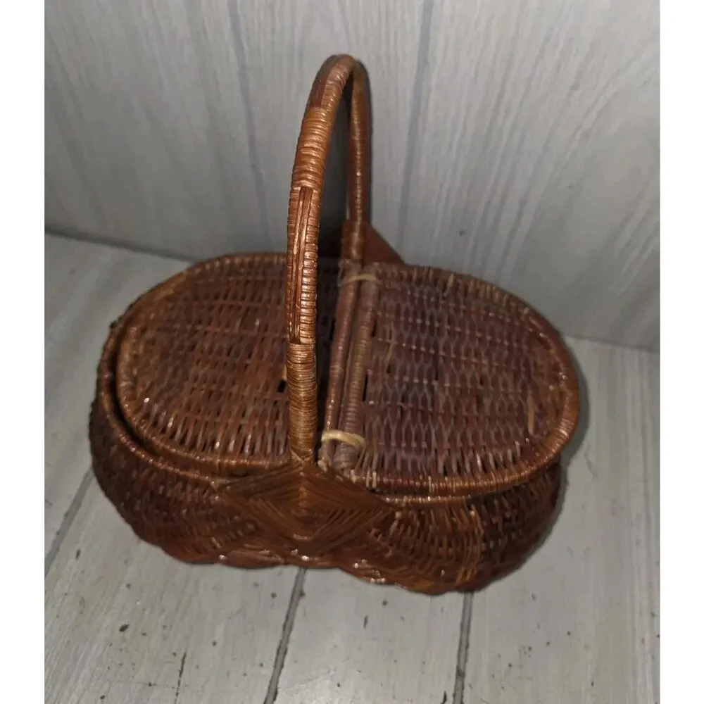 VTG Primitive New England Splint Wood Lidded Buttocks Basket Two Compartment